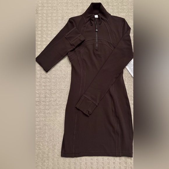 Lululemon•Define Long-Sleeve Dress *Luon Zip Front Contour•BNWT•Brown Sz 4 - Picture 9 of 9